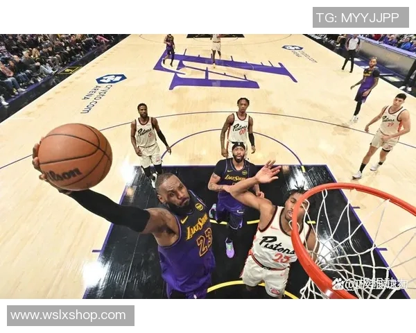 2018年NBA湖人与骑士激战回顾：经典对决与精彩瞬间分析