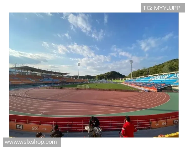 FC首尔与北京中赫激战在即谁将赢得这场中韩对决的荣耀之战 FC首尔与北京中赫激战在即谁将赢得这场中韩对决的荣耀之战