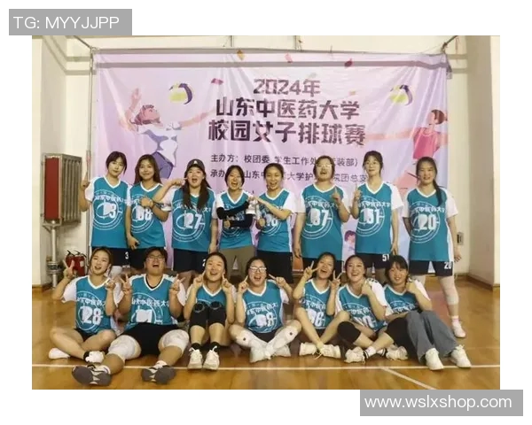 八一女排迎战山东队决战赛场展现巾帼风采与拼搏精神 八一女排迎战山东队决战赛场展现巾帼风采与拼搏精神