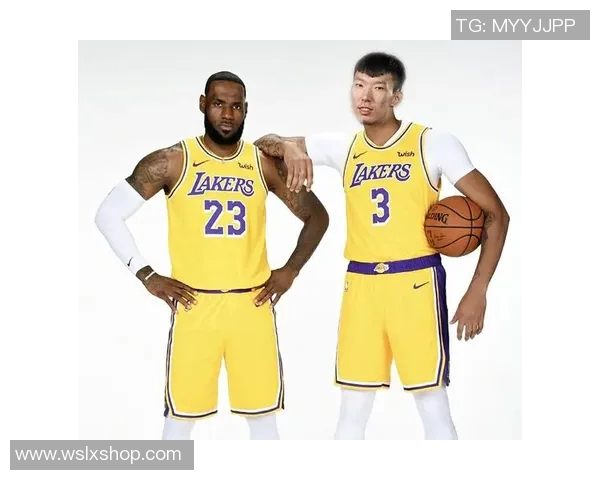 波多黎各男篮与巴拿马男篮激战正酣精彩对决引发球迷热议