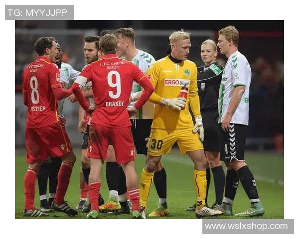 德累斯顿与圣保利激战正酣精彩比赛直播全程回顾与分析 德累斯顿与圣保利激战正酣精彩比赛直播全程回顾与分析