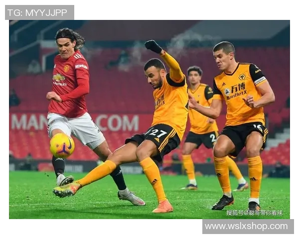 曼联主场惨遭狼队逆袭，遭遇英超首败，队内风波或致教练下课风险增加