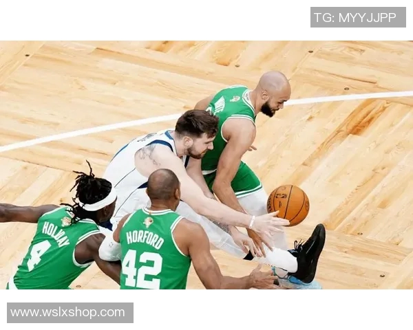 洛城双雄再会！湖人对阵快船精彩对决引爆球迷热情