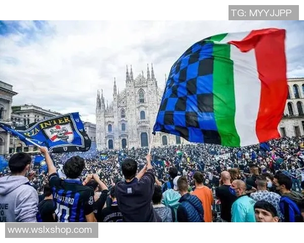 国米与巴伦西亚赛场冲突引发激烈打斗球迷反应热烈 国米与巴伦西亚赛场冲突引发激烈打斗球迷反应热烈