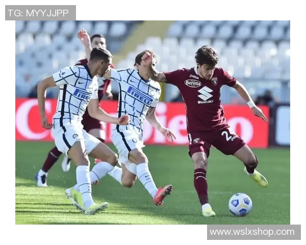 前进鹰与罗达JC激战正酣谁能在赛场上笑到最后